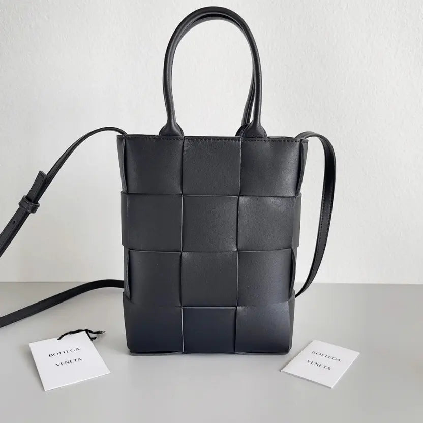 Boutique Quality || Bottega Veneta Cassette Mini Tote Bag Black