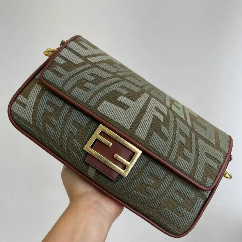 Boutique Quality || Fendi Baguette Mini Bag in Matcha Green
