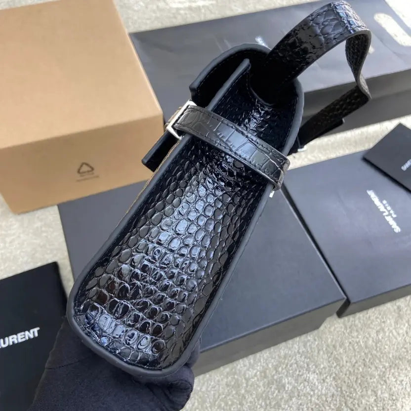 Boutique Quality || YSL Black crocodile pattern/white steel Baguette Bag