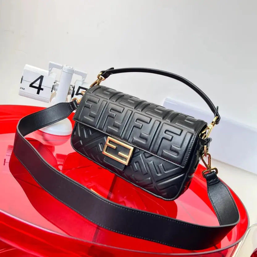Boutique Quality || Fendi Baguette Bag in Black Leather