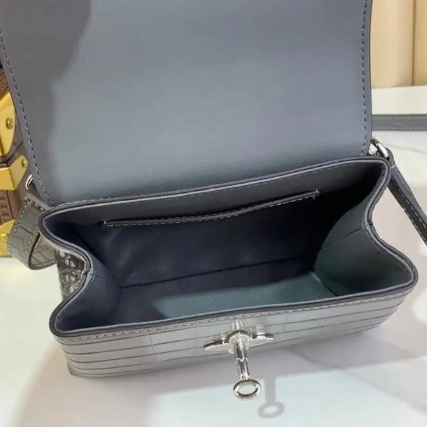 Rosedes Vents || N84713 || Boutique Level Quality Hnadbag