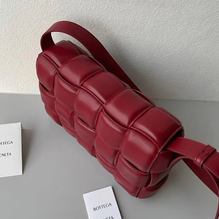 Boutique Quality || Bottega Veneta Faux Padded Cassette Bag In Dark Red