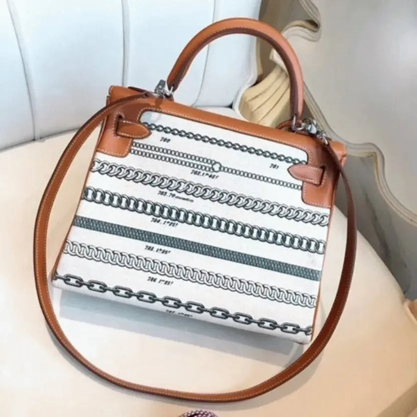 Boutique Quality || De Camp Dechainee Toile Designer Hermes Kelly 28cm Limited Edition