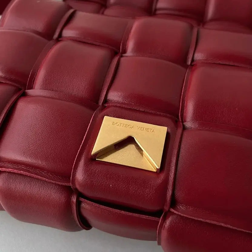 Boutique Quality || Bottega Veneta Faux Padded Cassette Bag In Dark Red