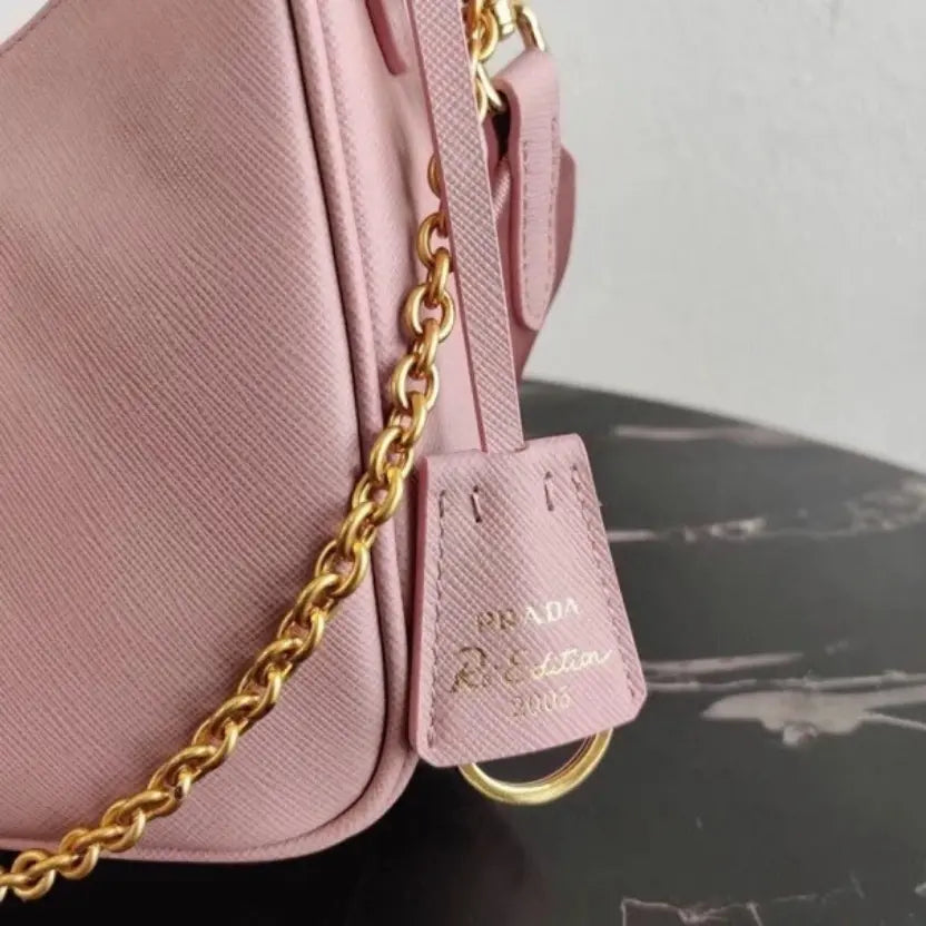 Boutique Quality || Prada Re-Edition 2005 Shoulder Bag in Pink