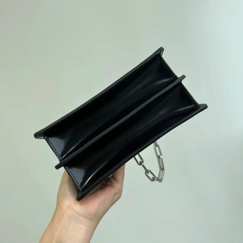 Boutique Quality || Fendi Crossbody Bag in Black