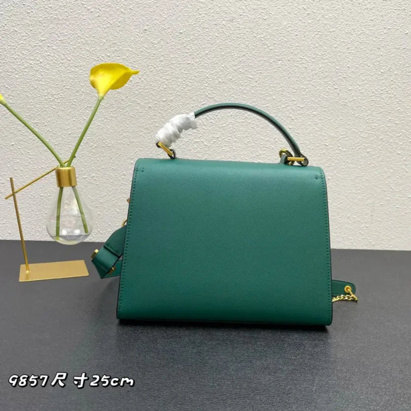 Boutique Level Quality || Valentino Garavani VSLING Handbag in Green