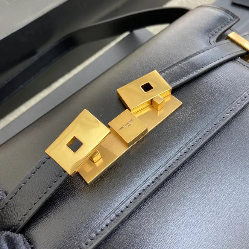 Boutique Quality || YSL Black Baguette Bag