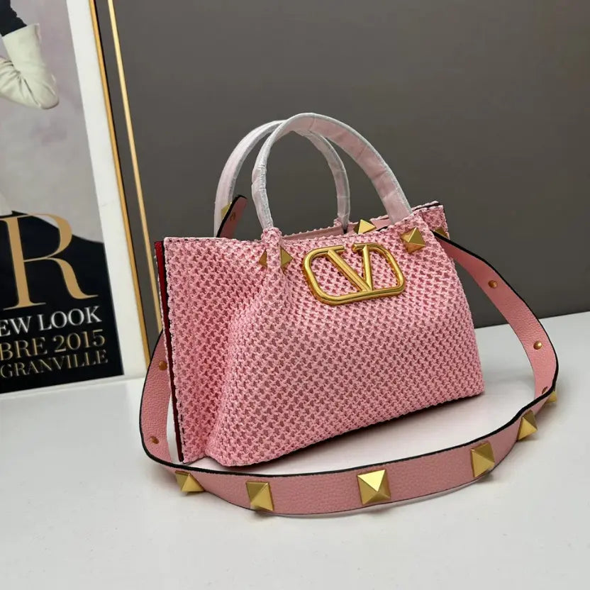 Boutique Level Quality || Valentino Garavani Small VLogo Escape Tote Bag in Pink