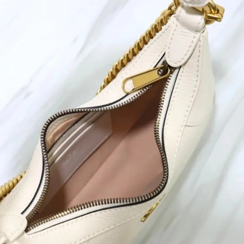 Boutique Quality || 731817 || GUCCI Aphrodite Small Shoulder Bag