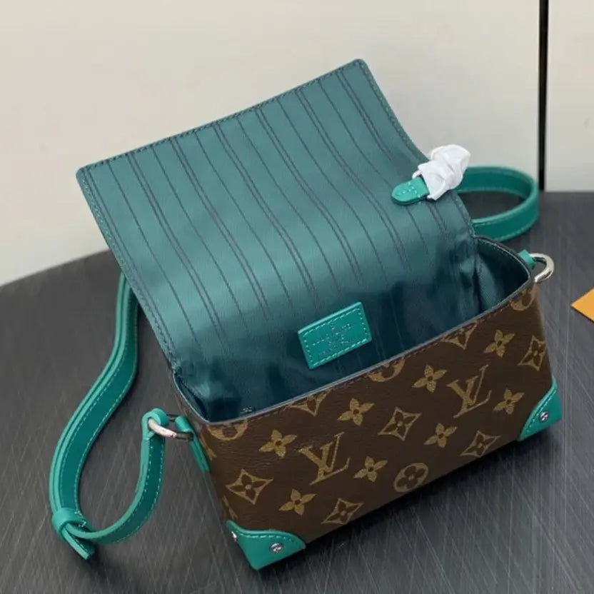 Steamer || M12080 || Boutique Level Quality