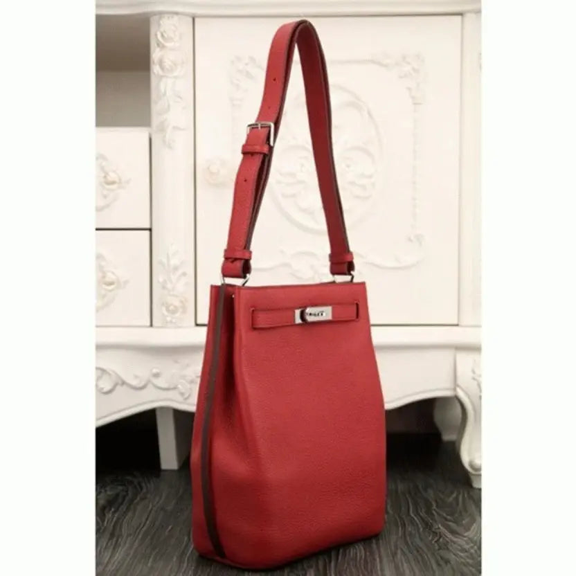 Boutique Quality || Red Leather Hermes So Kelly 22cm Bold Color Purse
