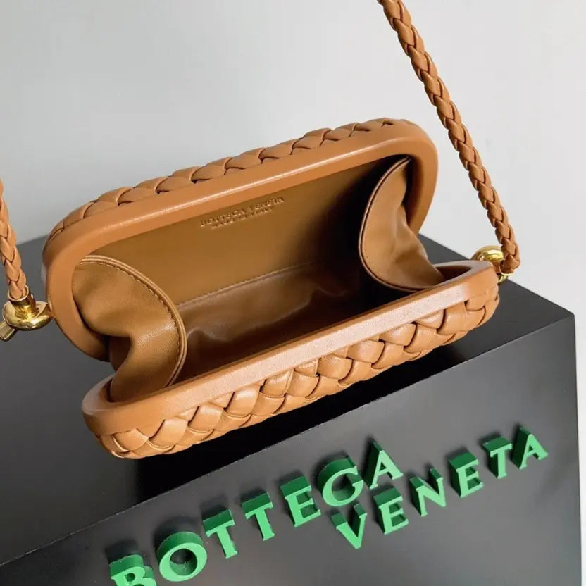 Boutique Quality || Bottega Veneta Knot Minaudiere On Strap Camel Intreccio Lambskin