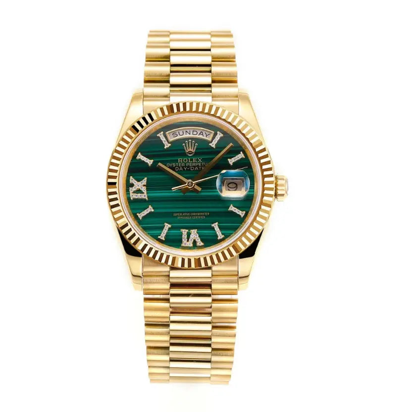 Rolex Day-Date 36 watch in 18K yellow gold with a malachite dial