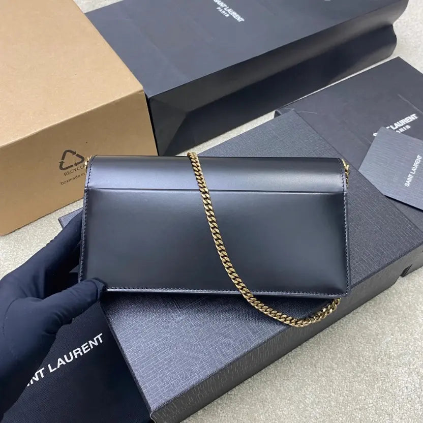 Boutique Quality || YSL Black Leather Clutch Bag