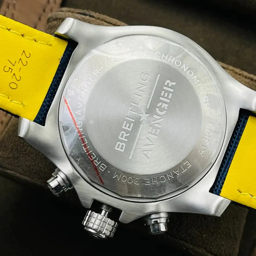 Breitling Avenger Chronograph 43