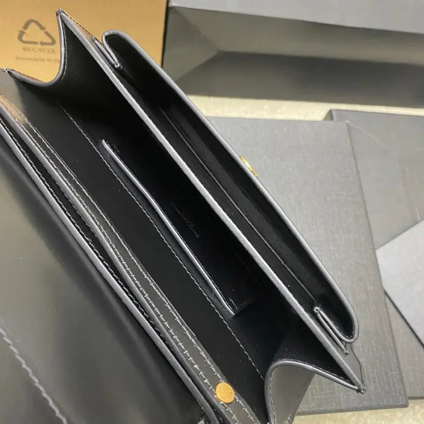 Boutique Quality || YSL Black Leather Clutch Bag