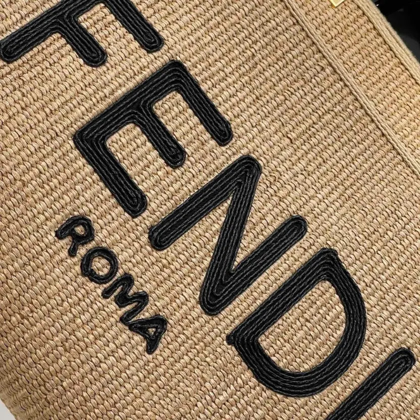 Boutique Quality || Fendi Sun Shine Shopper Tote Bag