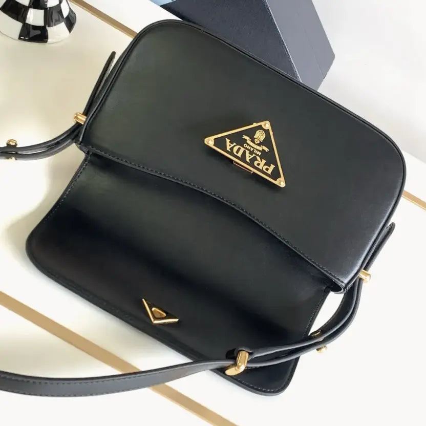Boutique Quality || Prada Shoulder Bag in Black