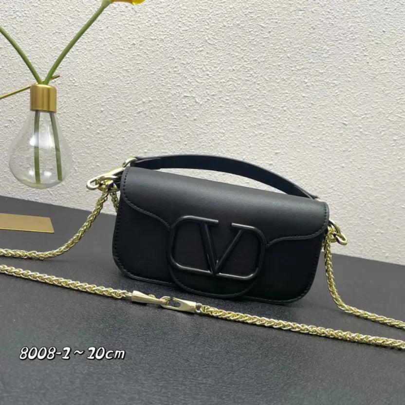 Boutique Level Quality || Valentino Garavani Locò Shoulder Bag in Black