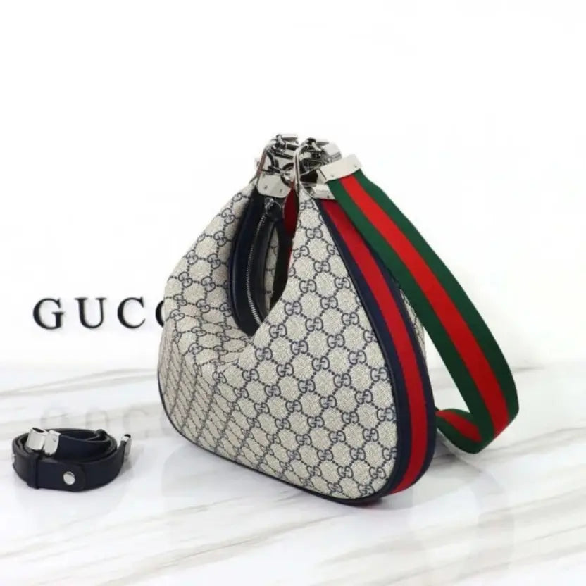 Boutique Quality || 702823 || Gucci Attache Large Shoulder Bag