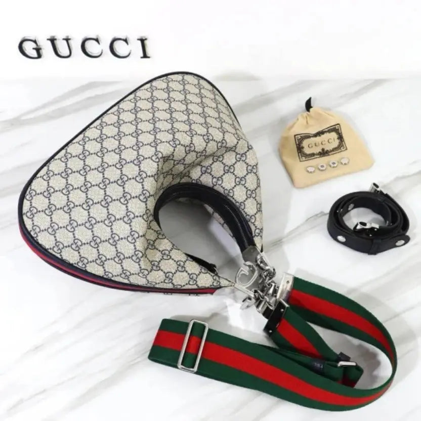 Boutique Quality || 702823 || Gucci Attache Large Shoulder Bag