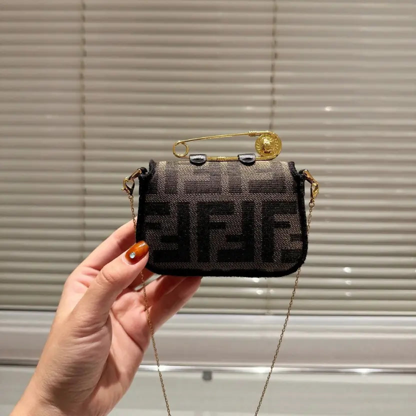 Boutique Quality || Fendi Vintage Mini Baguette Bag