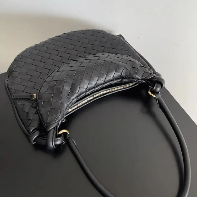 Boutique Quality || Bottega Veneta Gemelli Medium Bag Black
