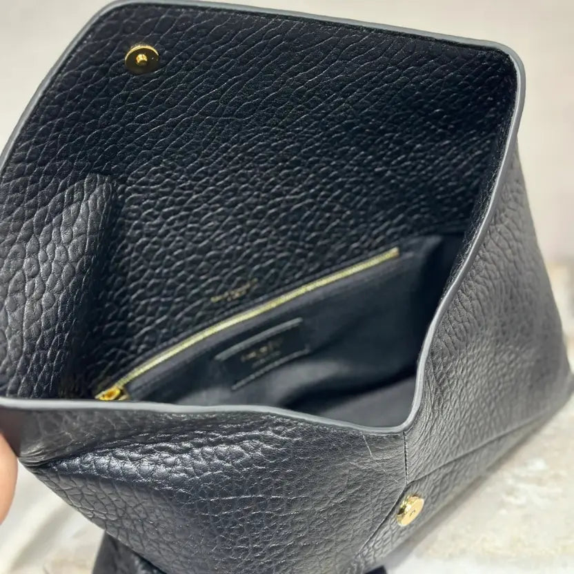 Boutique Quality || YSL Envelope Clutch in Black