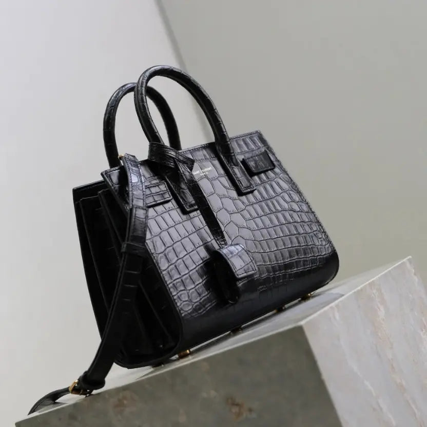 Boutique Quality || YSL 22 cm Accordion Bag