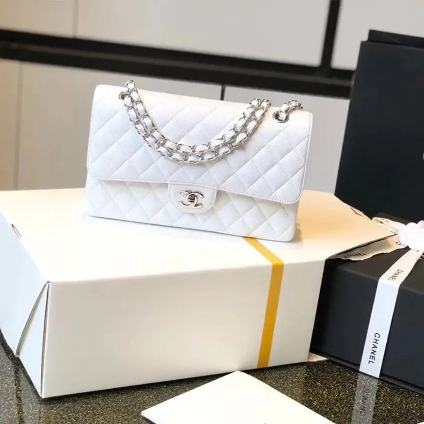 Boutique Quality || CHANEL Classic Flap Handbag