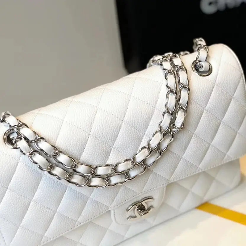 Boutique Quality || CHANEL Classic Flap Handbag