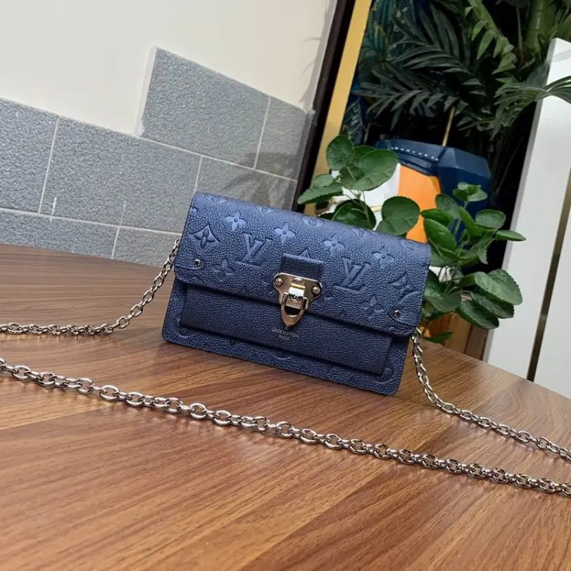 Boutique Level Quality || BLM59077 || Crossbody Bag