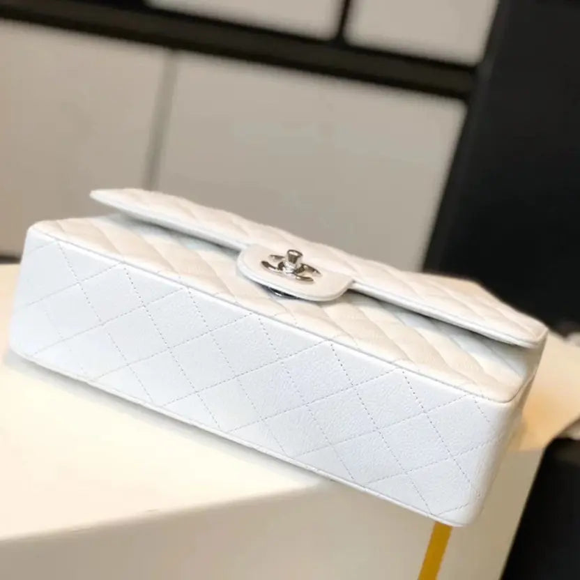 Boutique Quality || CHANEL Classic Flap Handbag