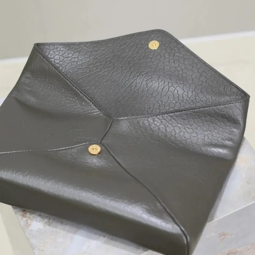 Boutique Quality || YSL Envelope Clutch in Green