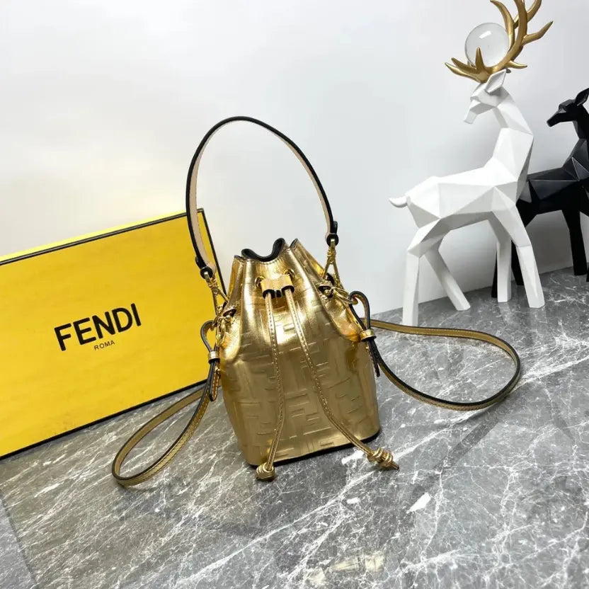 Boutique Quality || FENDI Mon Tresor Mini Bucket Bag