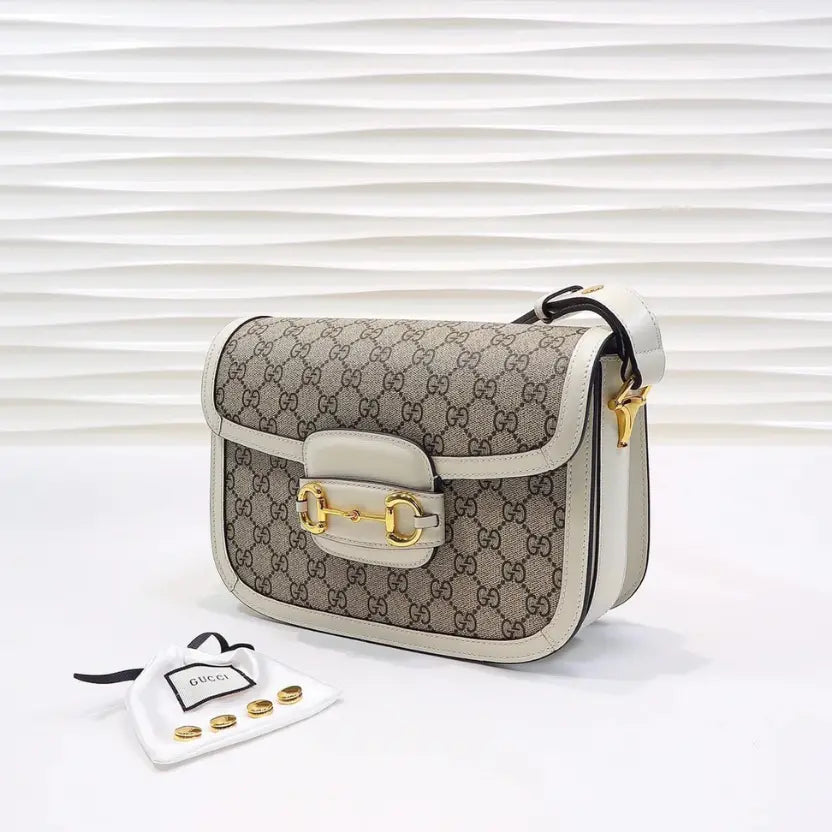 Boutique Quality || 602204 || Gucci Shoulder Bag