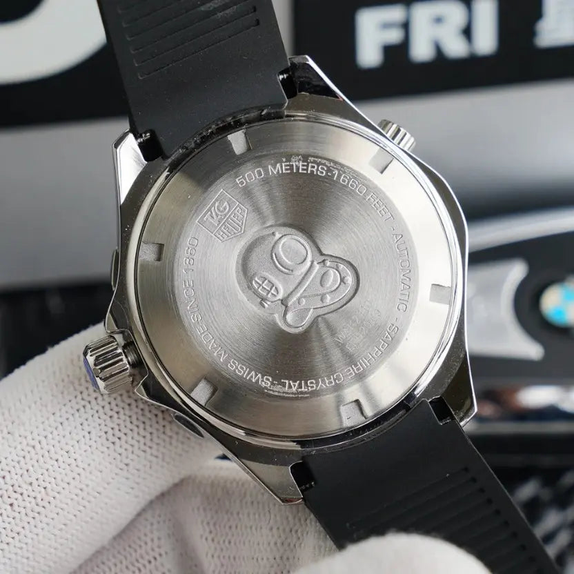 AG Heuer Aquaracer 500M Calibre 5 automatic watch