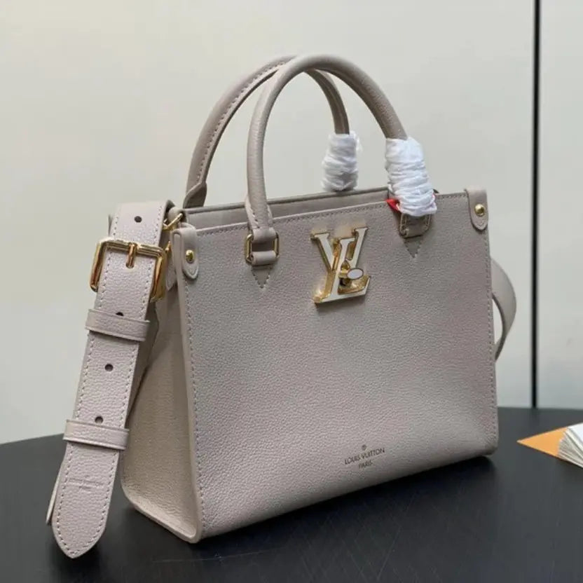 Lock || M22311 || High Quality Bag
