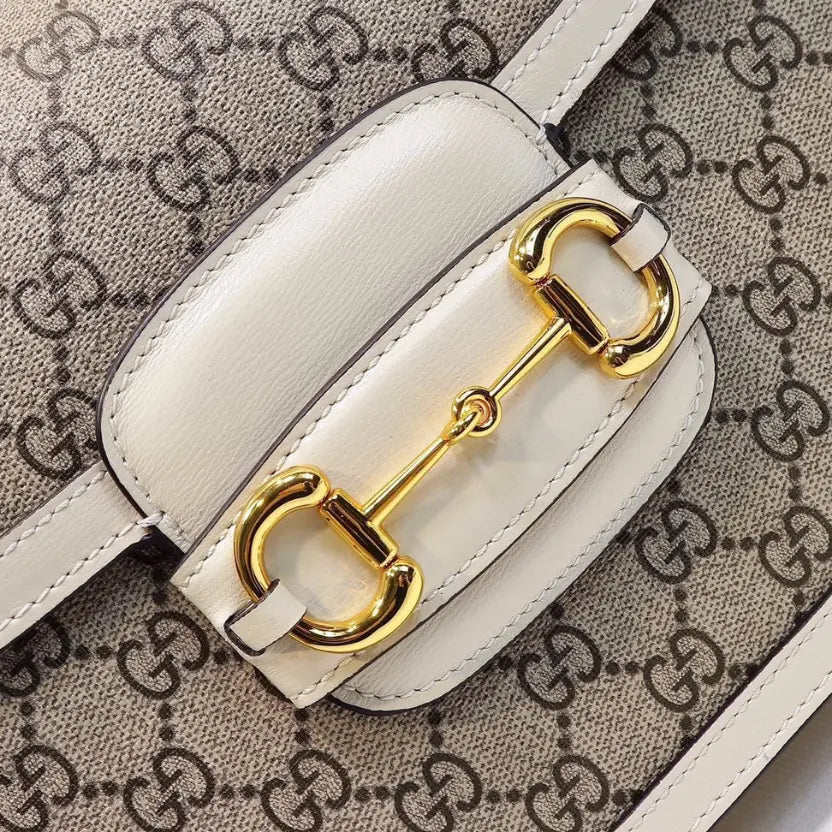 Boutique Quality || 602204 || Gucci Shoulder Bag