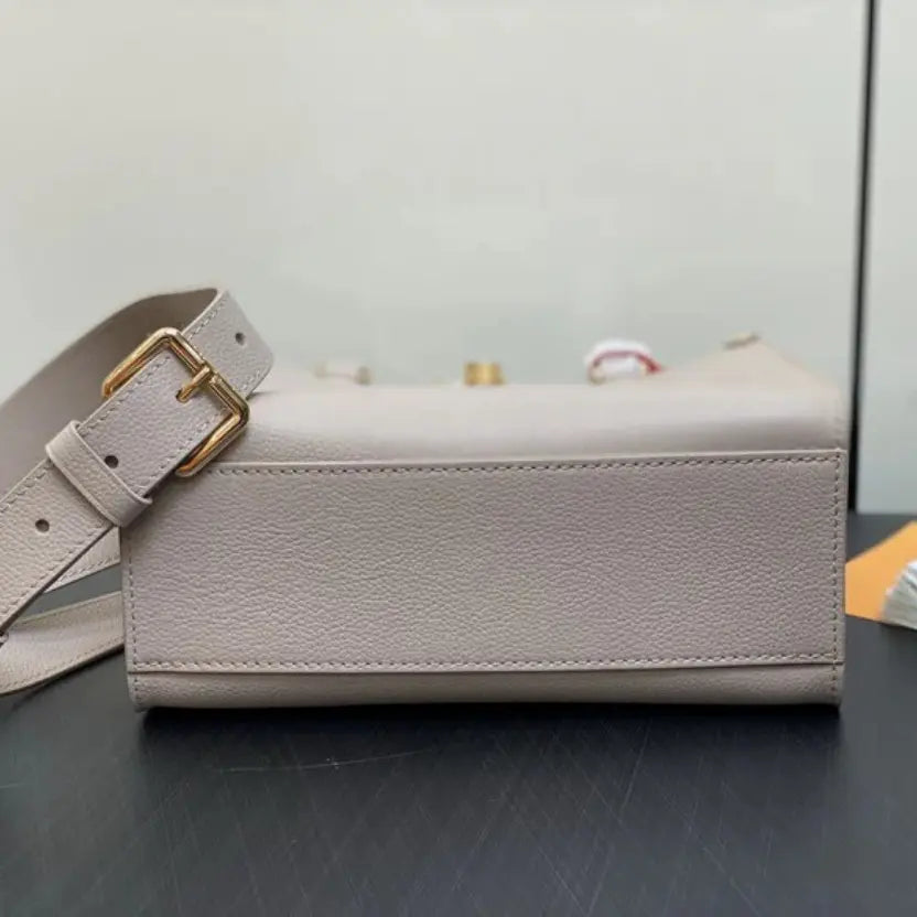 Lock || M22311 || High Quality Bag