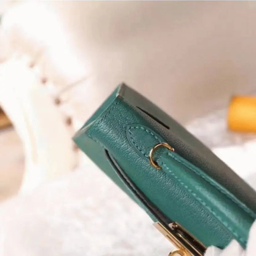 Boutique Quality || Malachite Chevre Luxury Hermes Kelly 20cm Bag
