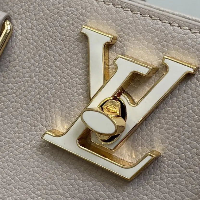 Lock || M22311 || High Quality Bag