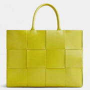Boutique Quality || Bottega Veneta Large Arco Tote Bag Kiwi