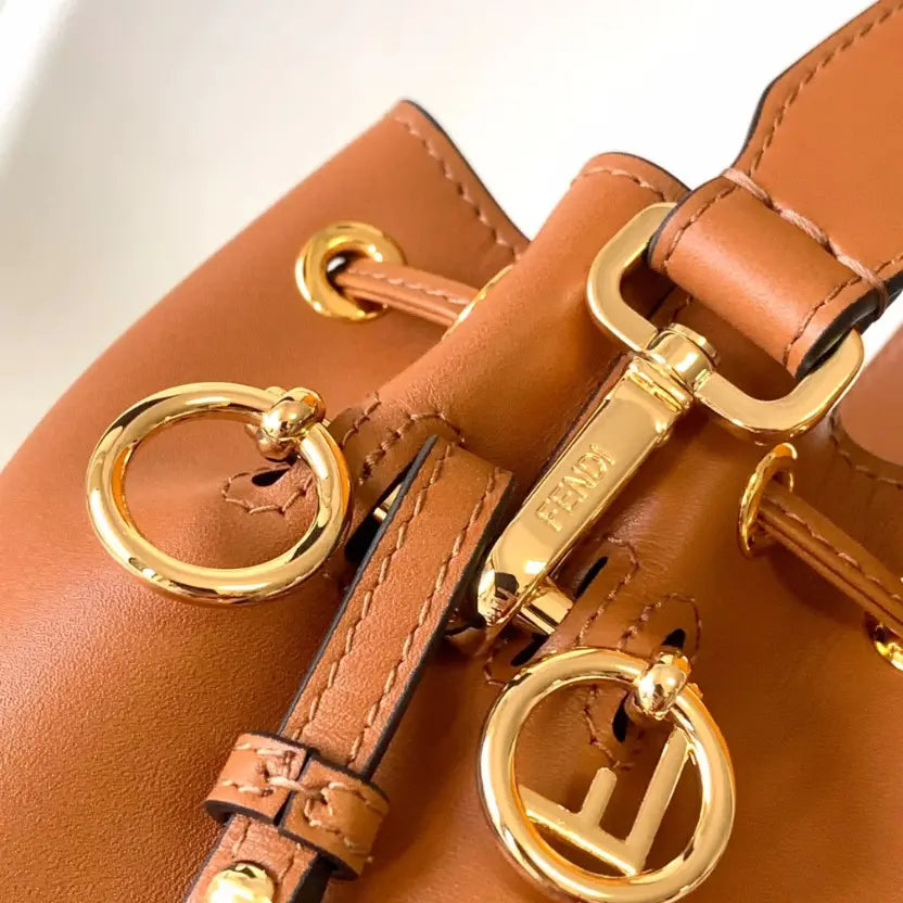 Boutique Quality || FENDI Mon Tresor Mini Bucket Bag