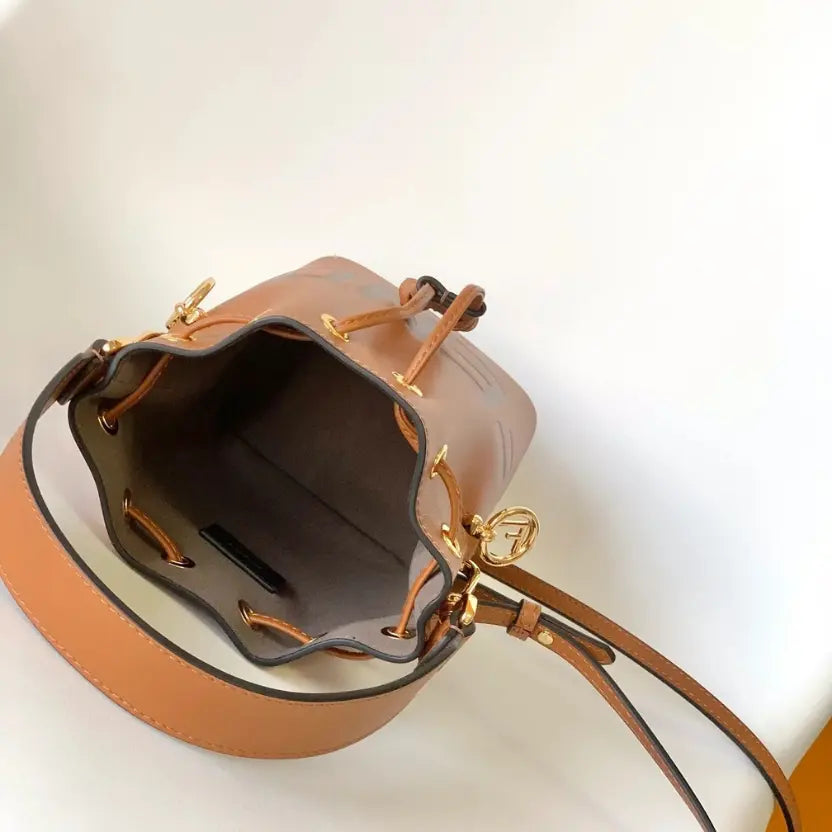 Boutique Quality || FENDI Mon Tresor Mini Bucket Bag