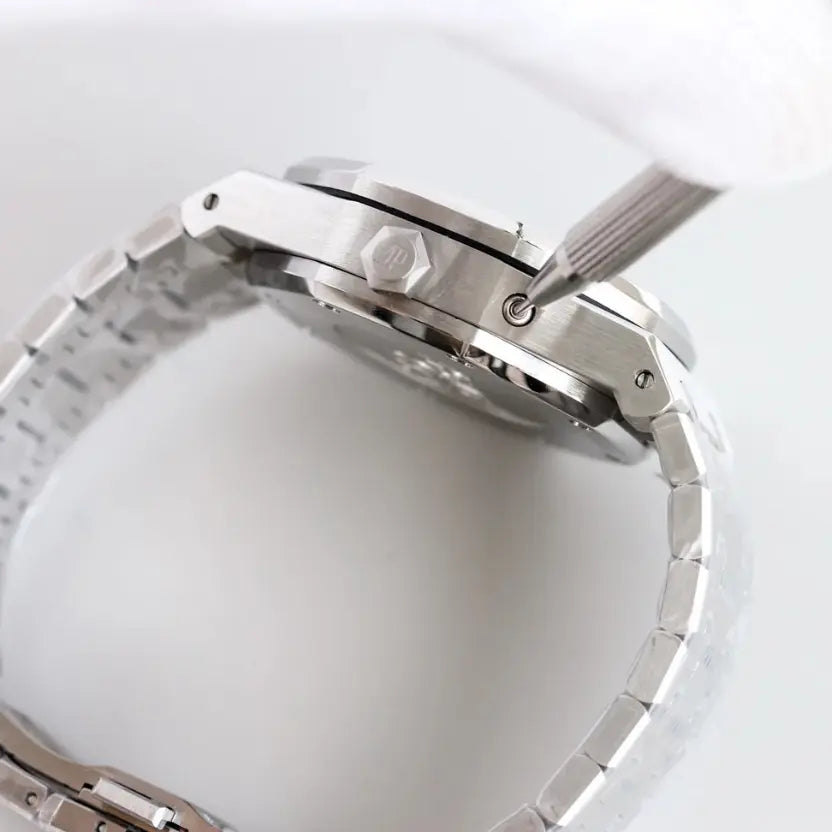 Audemars Piguet Royal Oak Dual Time