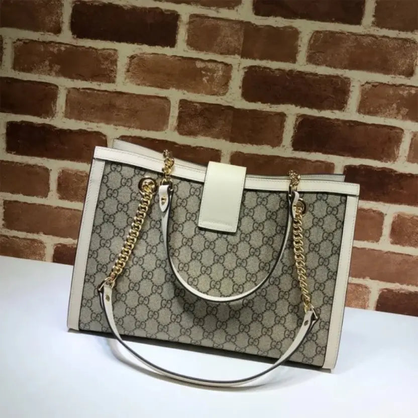 Boutique Quality || 479197 || Padlock Medium GG Shoulder Bag