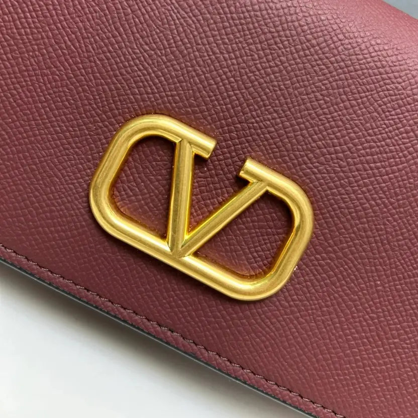 Boutique Level Quality || Valentino Garavani VLogo Signature Bag in Red