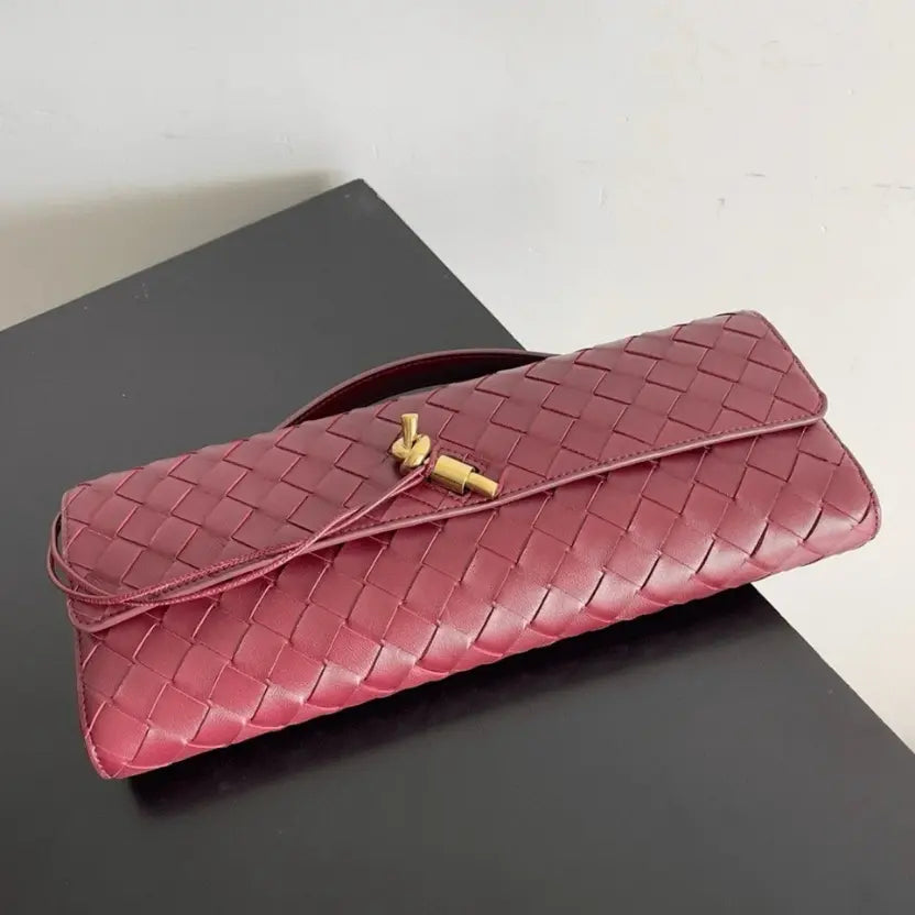 Boutique Quality || Bottega Veneta Andiamo Clutch with Handle Barolo Intrecciato Lambskin
